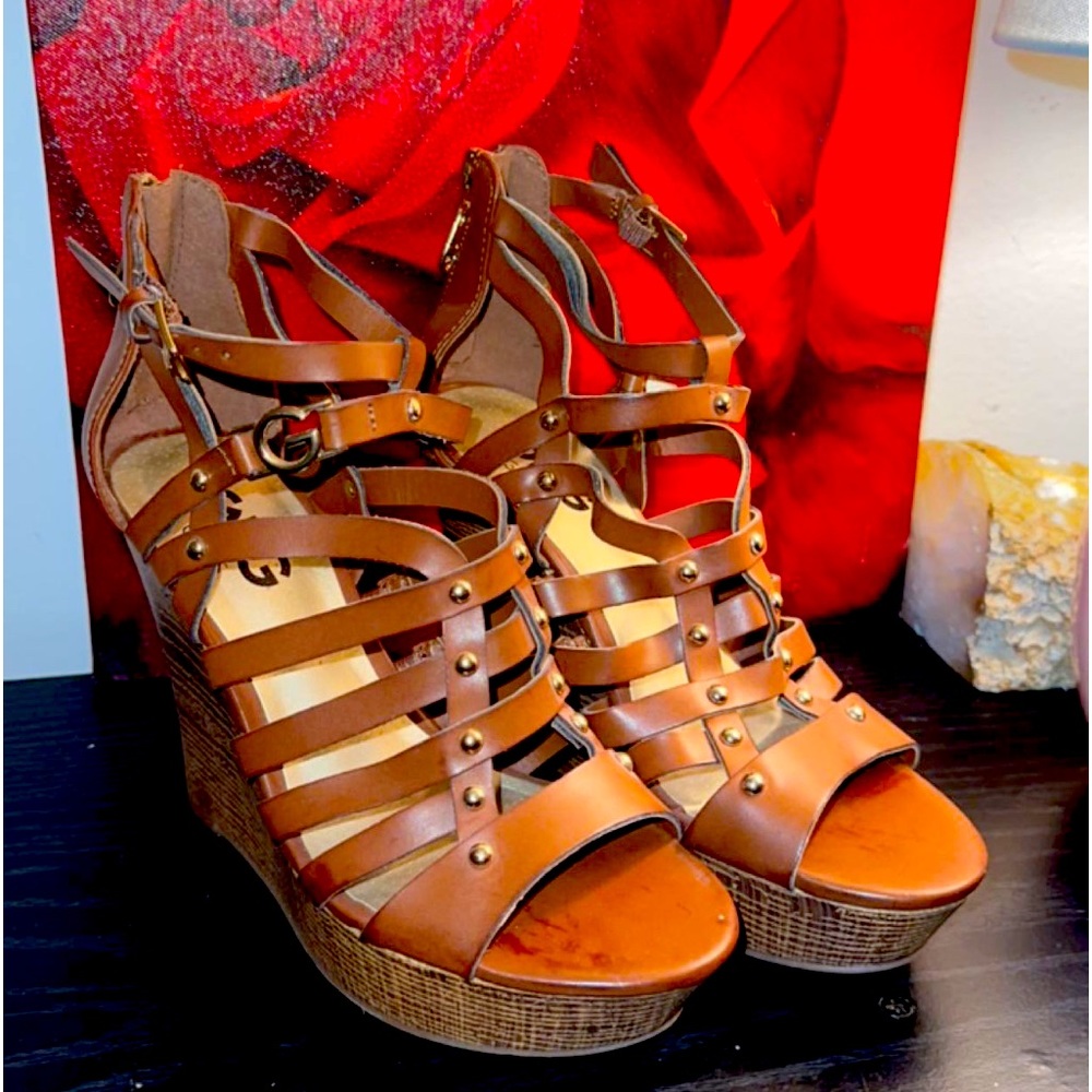 Womens GBG Brown Leather Fashionista heeled sandals. Brand new never worn.